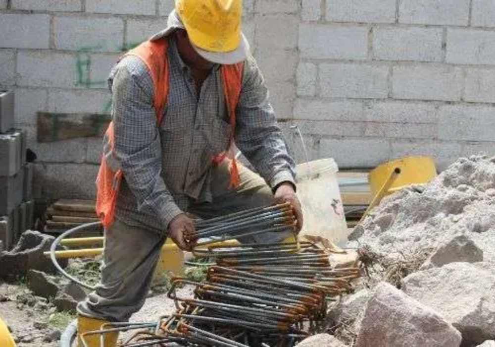 Se busca peón de obra para carga de materiales